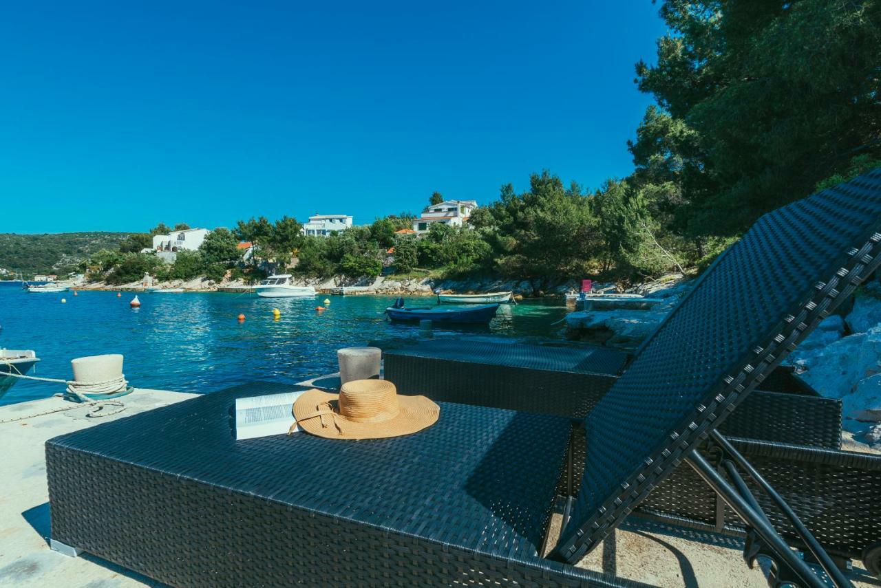 Villa Relax Великі-Дрвеник Екстер'єр фото